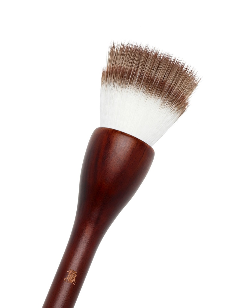 La Bouche Rouge - Pinceau Lumiere (The Highlighter Brush)